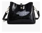 Cartera Cruzada Trento Estilo Bucket - Imagen 6