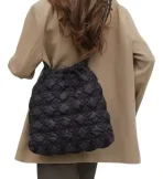 Cartera De Hombro Bomp 77 Estilo Puffer - Imagen 3