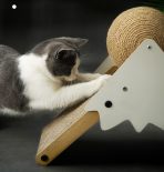 Rascador Para Gatos Montaña Nevada Con Pelota De Sisal - Imagen 3